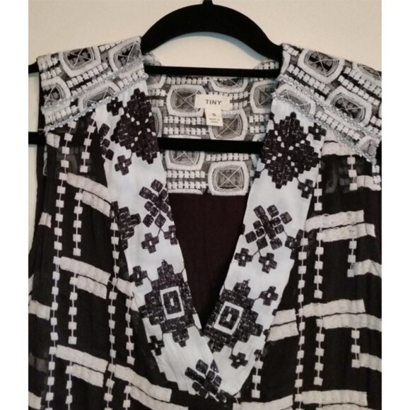 ANTHROPOLOGIE/ANTHRO Tiny Chaparral Tunic Size S Black White - Picture 4 of 5